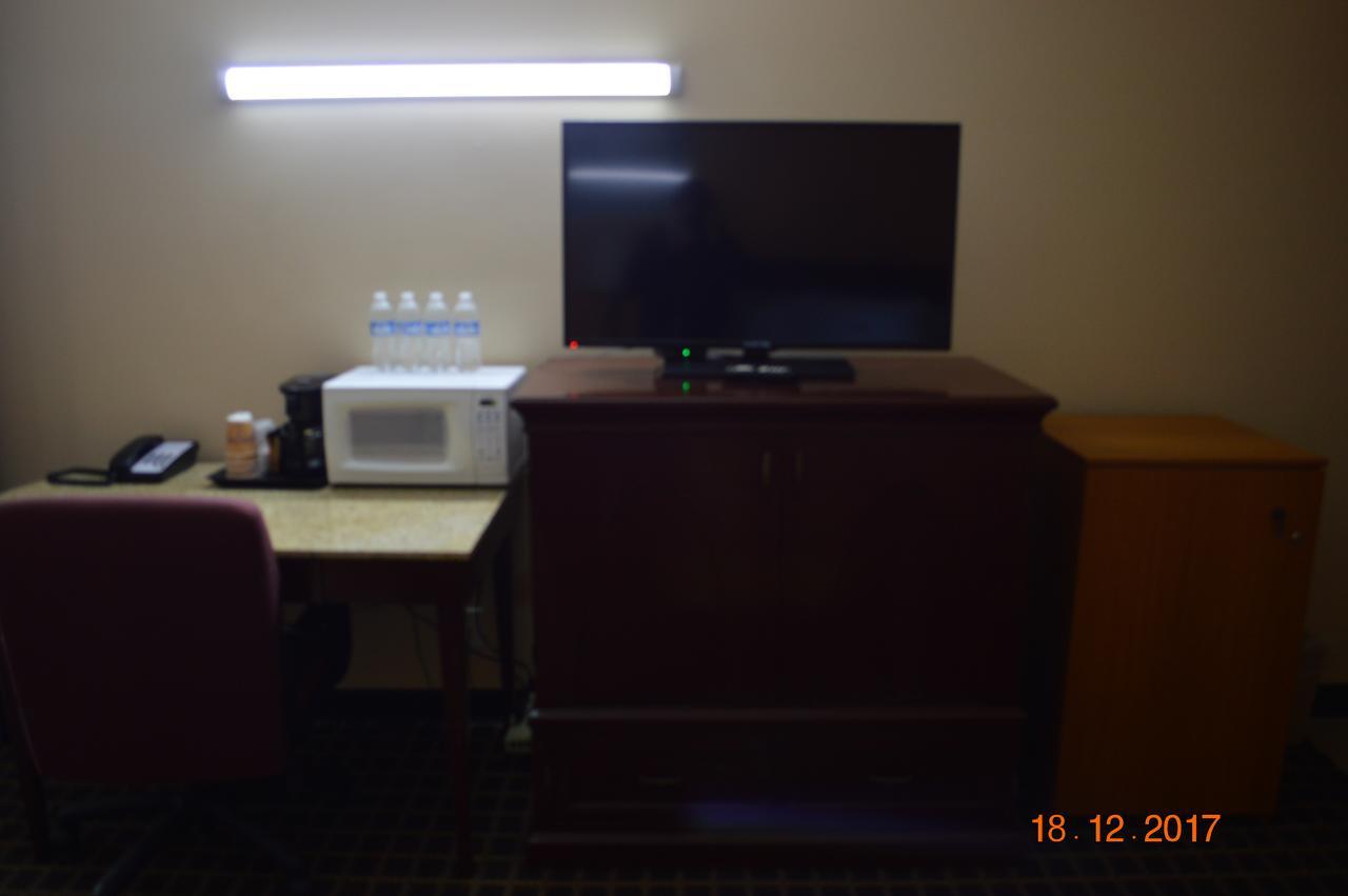 Budget Inn Of Bay City Kültér fotó