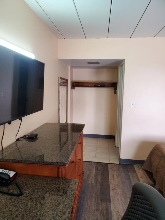 Budget Inn Of Bay City Kültér fotó