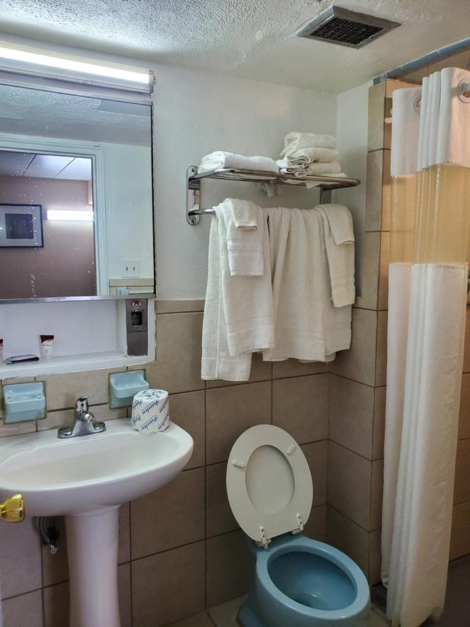 Budget Inn Of Bay City Kültér fotó